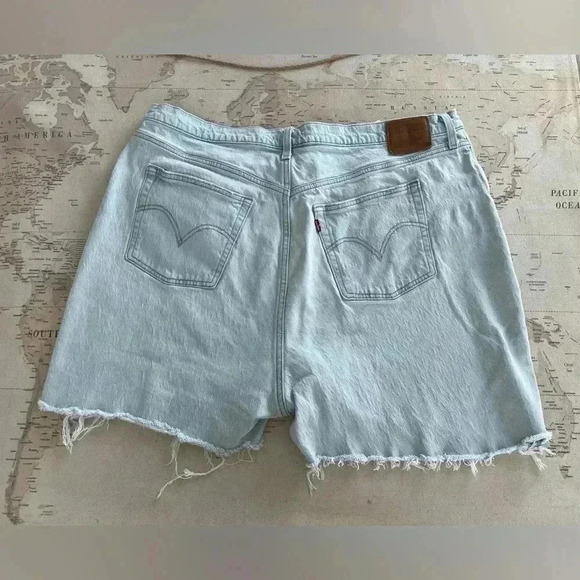 Levi's Ribcage Shorts Size 18 - Picture 6 of 11